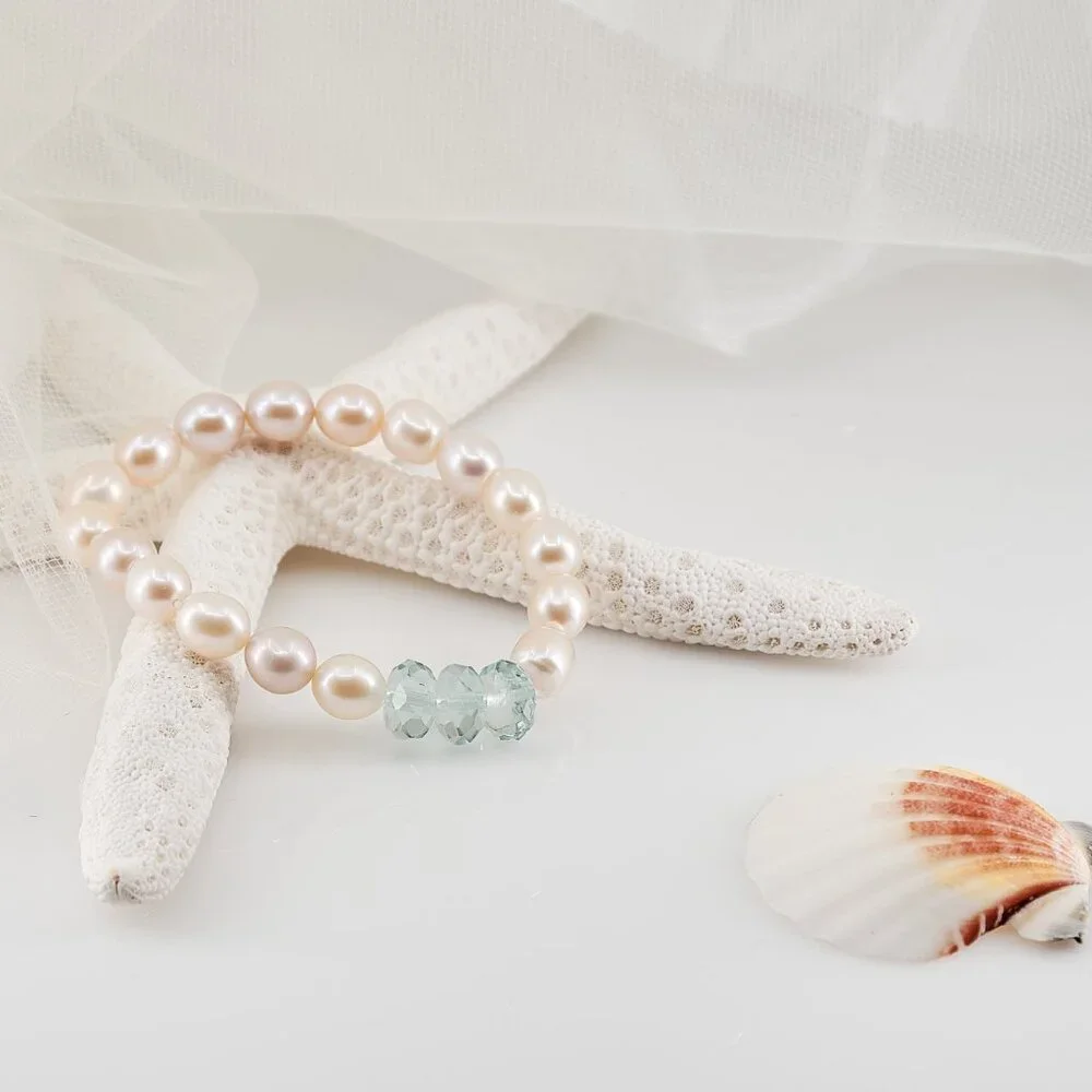 Pearl Bracelet w/Aquamarine, Gemstone Stretch Bracelet, Dainty Jewelry Gift